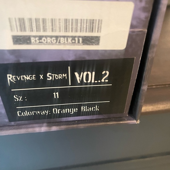 Vans Men's Orange and Black Athletic Shoes - Picture 6 of 6